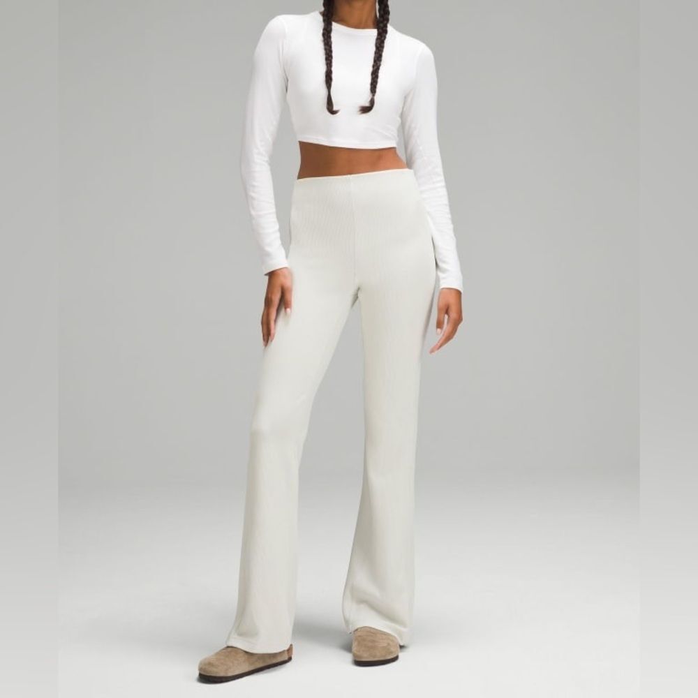 Lululemon Brushed Softstreme Rib Zip Flare Size 0
